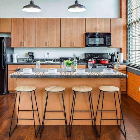 Appartamento Ny Style Centric Loft With King Bed By Park Av. Rochester Esterno foto